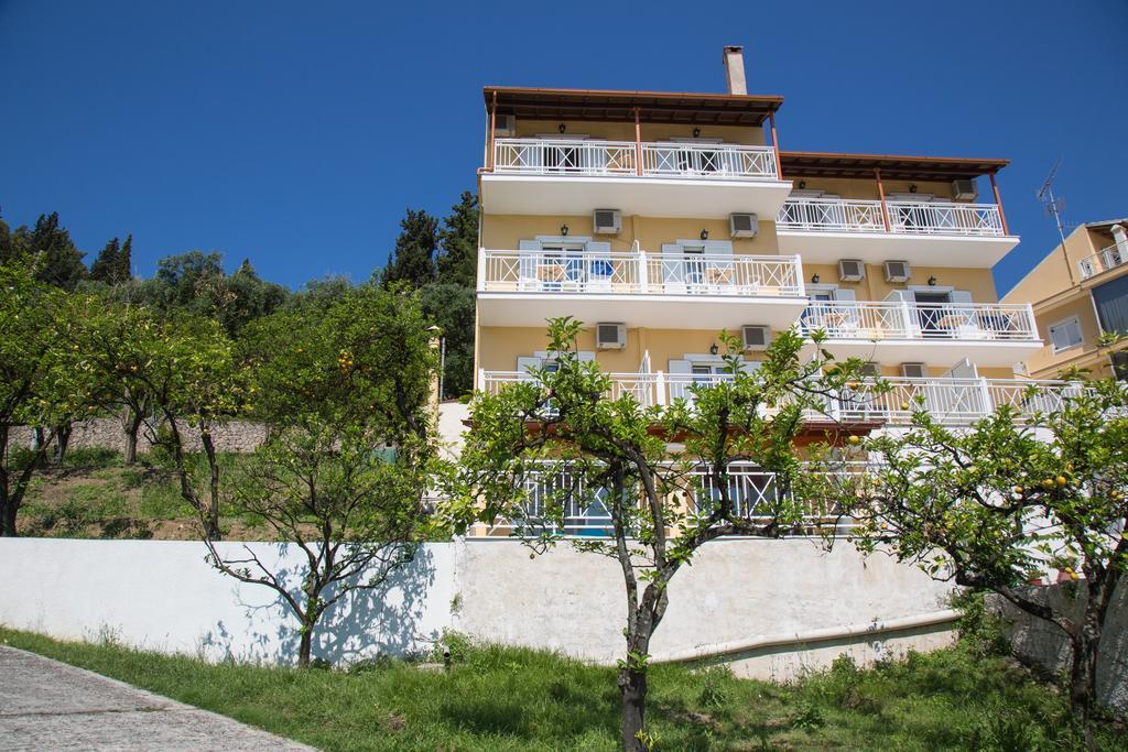 Brentanos Apartments - A - View Of Paradise Gastouri  Exterior photo