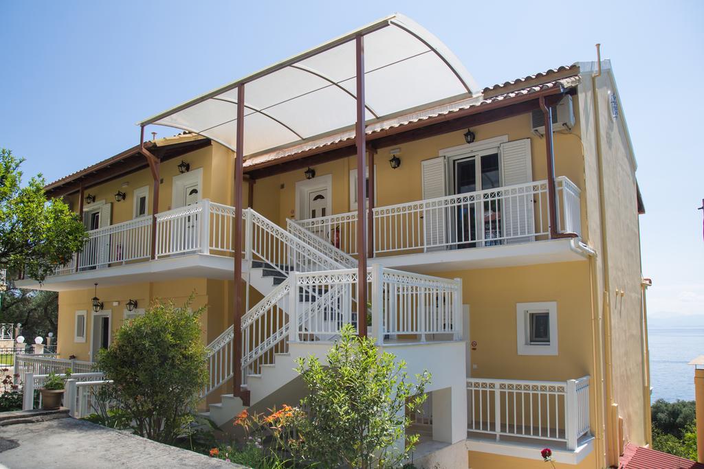 Brentanos Apartments - A - View Of Paradise Gastouri  Exterior photo